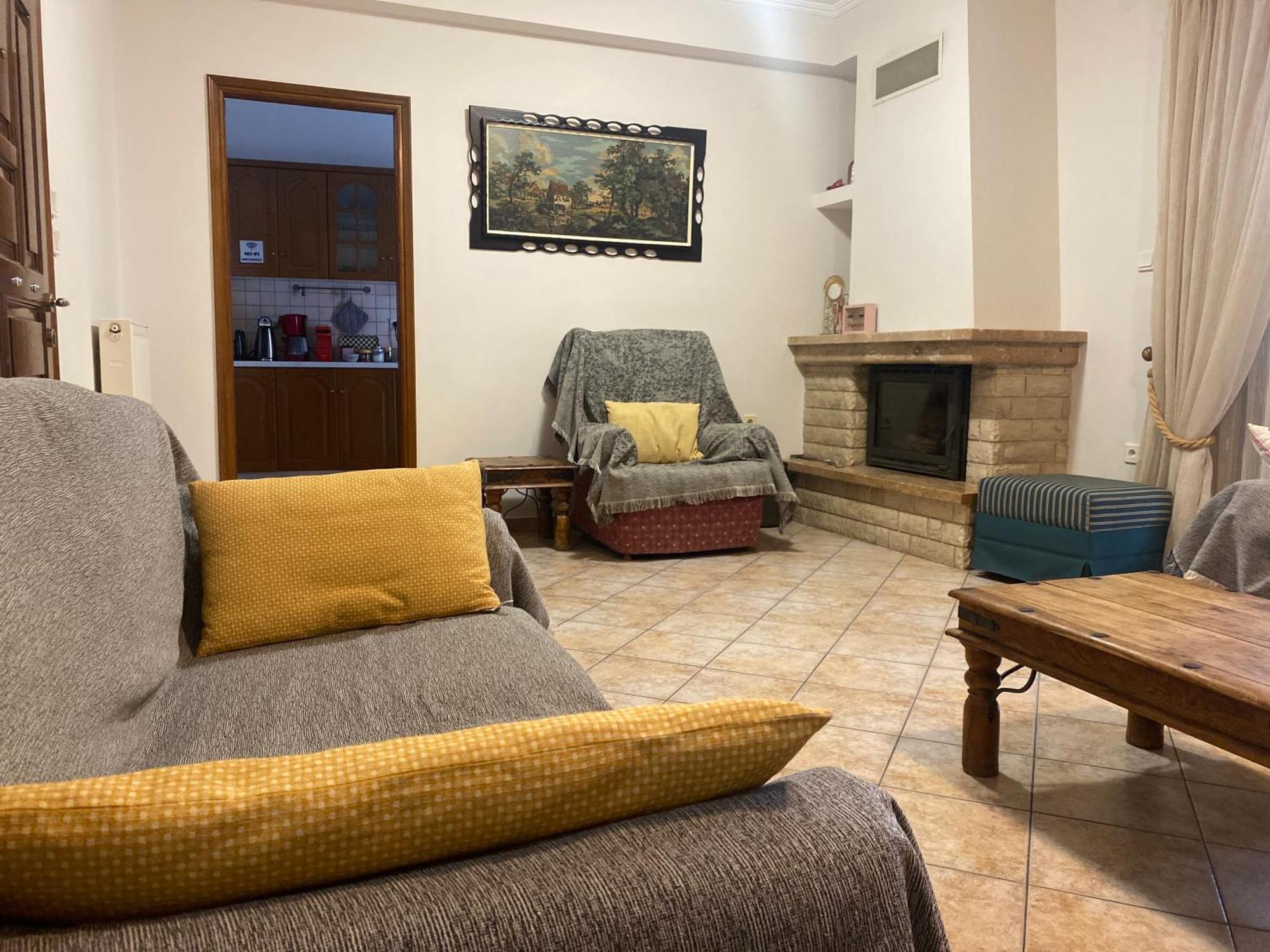 Cozy & Quiet City Apartment ตริกาลา ภายนอก รูปภาพ