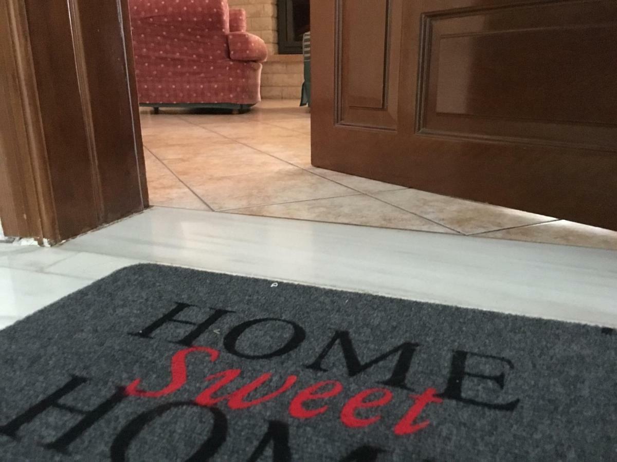 Cozy & Quiet City Apartment ตริกาลา ภายนอก รูปภาพ