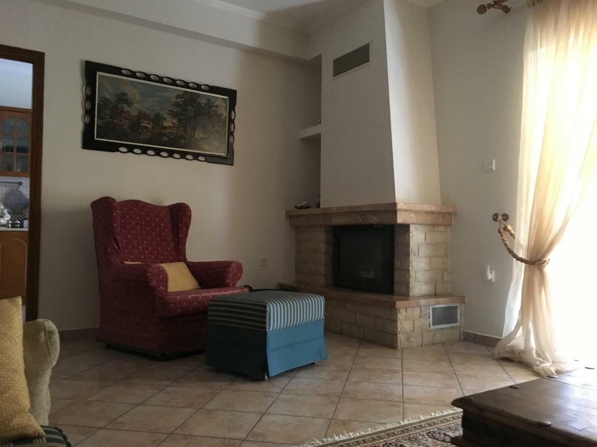 Cozy & Quiet City Apartment ตริกาลา ภายนอก รูปภาพ